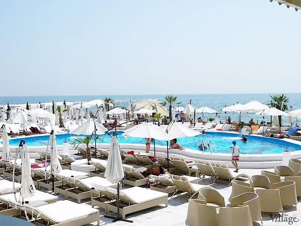 On Arkadiivskyi Lane *