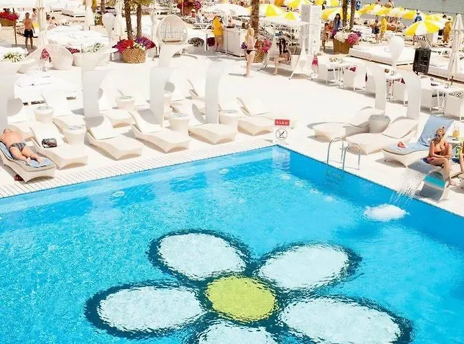 On Arkadiivskyi Lane